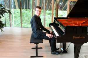 Martin Nöbauer, Pianist beim Klavierabend im Haus der Kultur Anif 2021