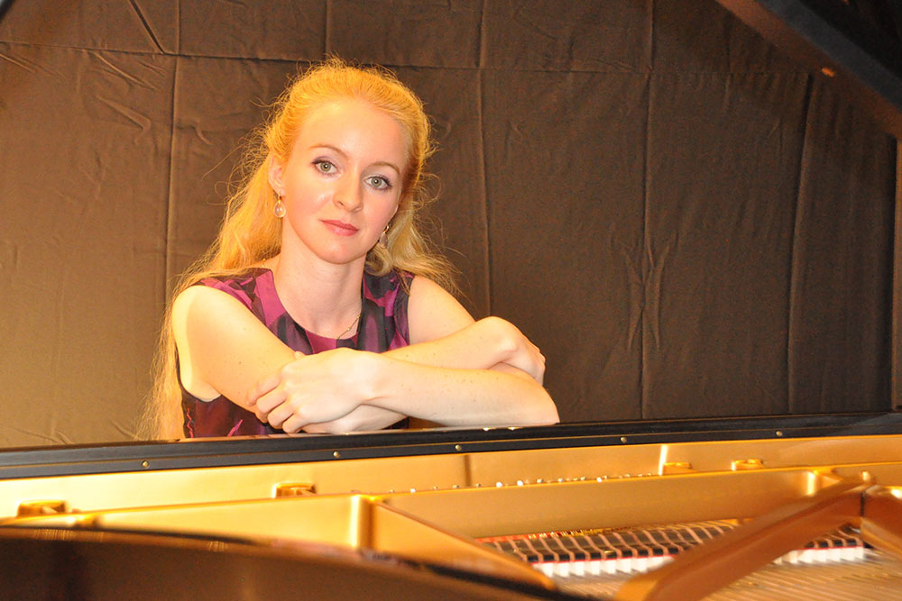 Pianistin Viktoria Hirschhuber